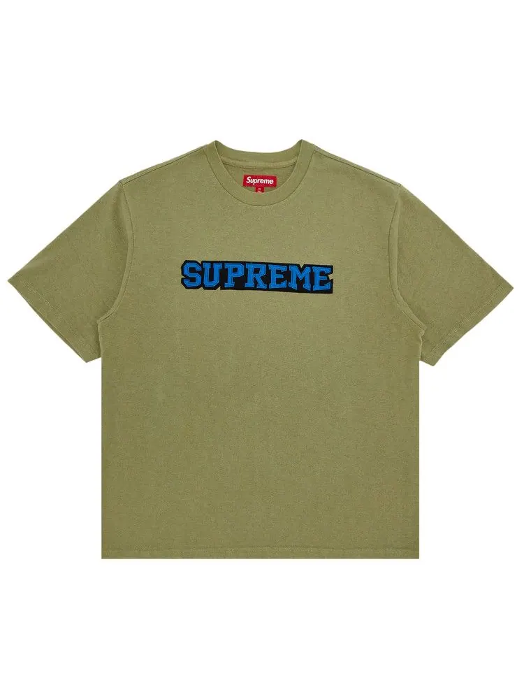 Топ Supreme Satin Appliqué Short-Sleeve Top — изображение 1 из 2, светлый оливковый