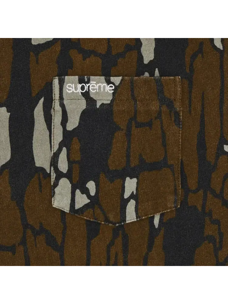 Футболка Supreme с коротким рукавом и карманом, камуфляж «Mossy Oak Trebark» — изображение 2 из 2, мульти