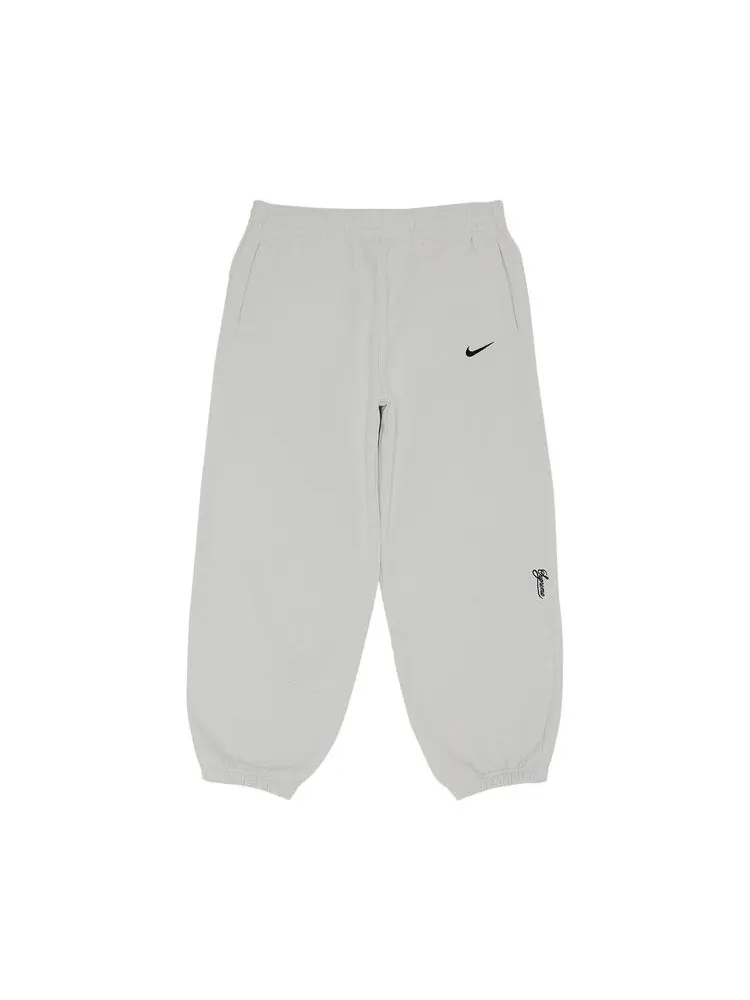Спортивные брюки Supreme x Nike Sweatpant — изображение 1 из 3, белый
