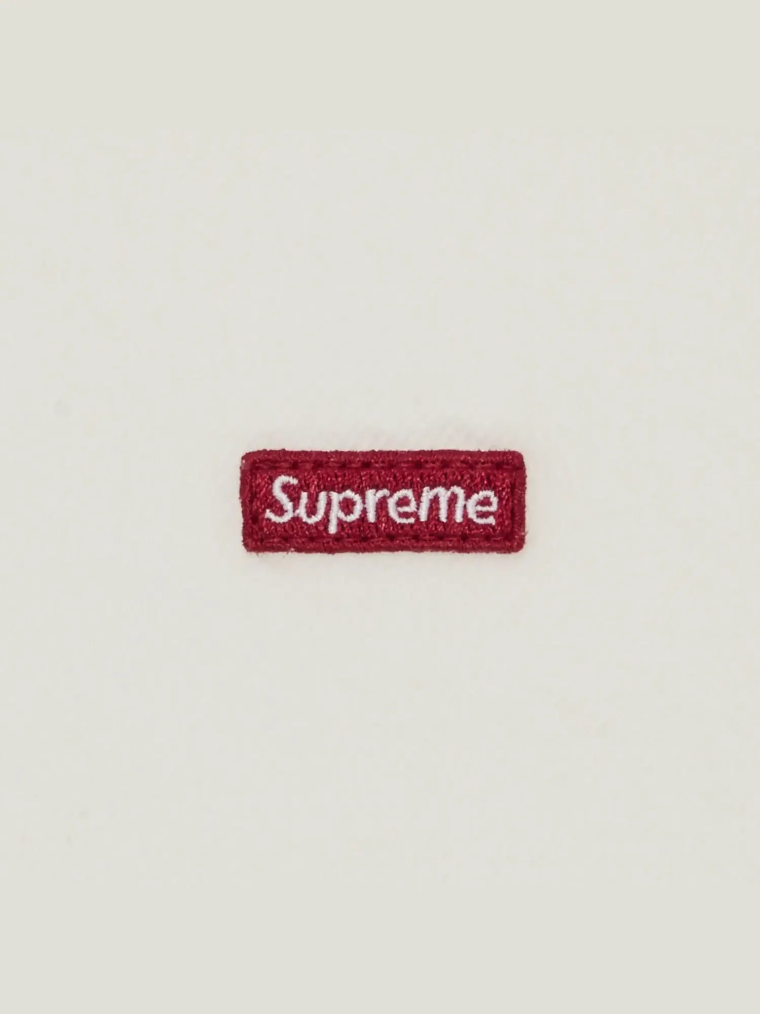 Джинсовая рубашка Supreme Small Box Denim Shirt — изображение 2 из 2, белый
