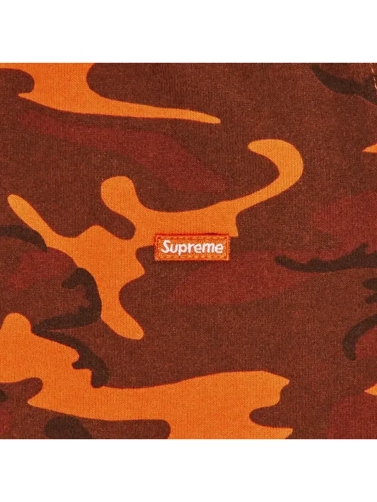 Спортивные шорты Supreme Small Box 'Ярко-оранжевый камуфляж' — изображение 3 из 3