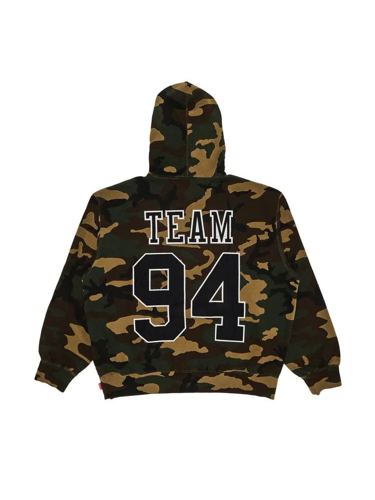 Толстовка Supreme Team 94 Hooded Sweatshirt, Woodland Camo — изображение 2 из 3, зеленый