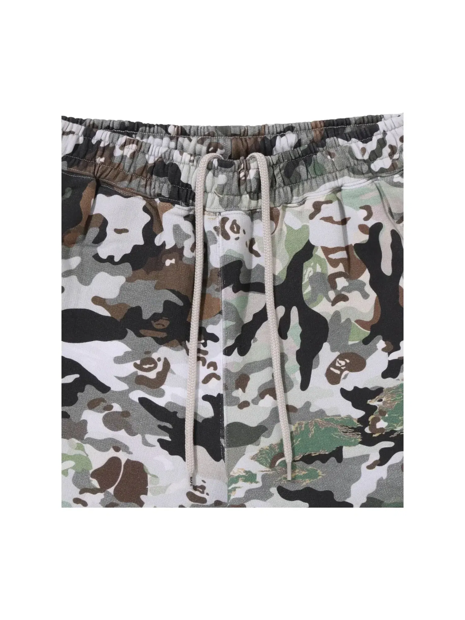 Мужские спортивные брюки свободного кроя с принтом A Bathing Ape Hybrid Camo Ape Face Logo — изображение 4 из 4, зеленый
