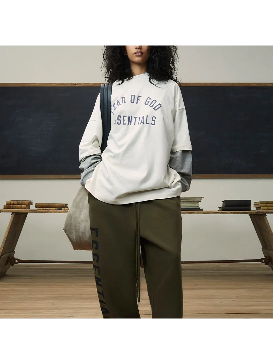 Футболка Fear of God Essentials Jersey Crewneck Tee 'Shell' — изображение 3 из 5, серый