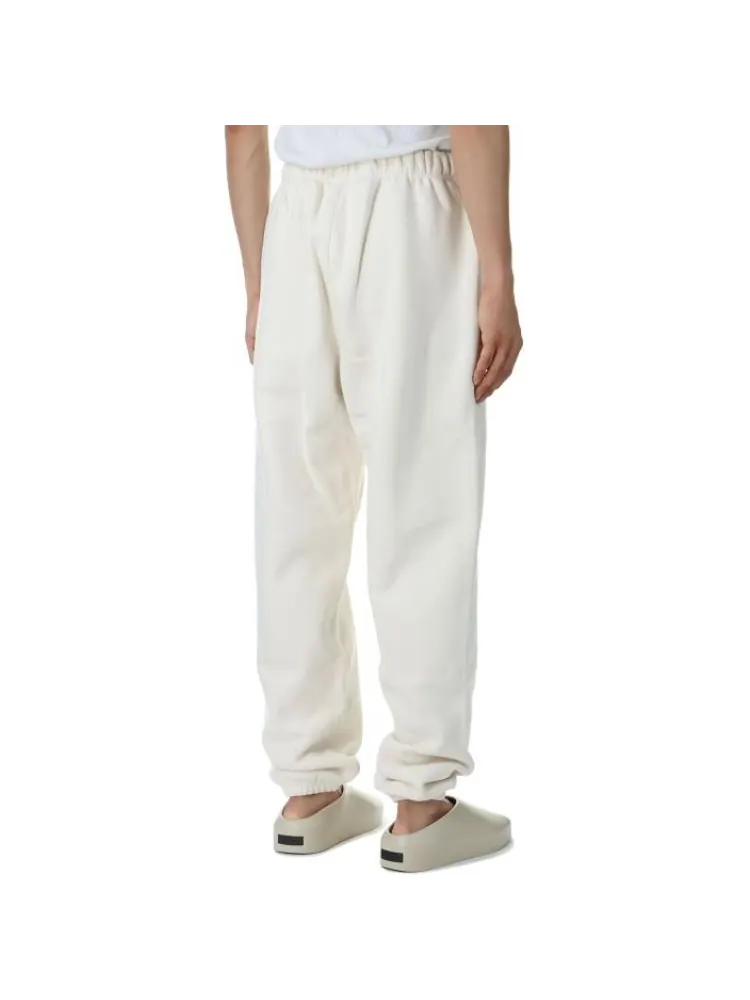 Спортивные брюки Fear of God Essentials Fleece Sweatpant 'Shell' — изображение 5 из 5, белый