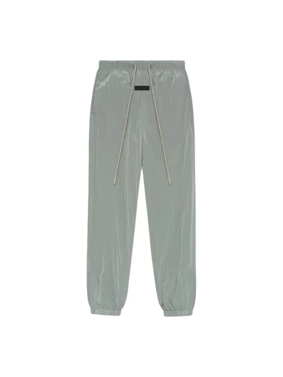 Спортивные брюки Fear of God Essentials SS24 Crinkle Nylon Track Pant 'Seal' — изображение 1 из 3, серый