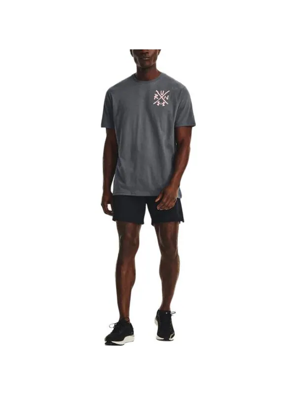 Футболка run like hell graphic t-shirt 'pitch grey' Under Armour — изображение 3 из 4, серый/розовый/зеленый