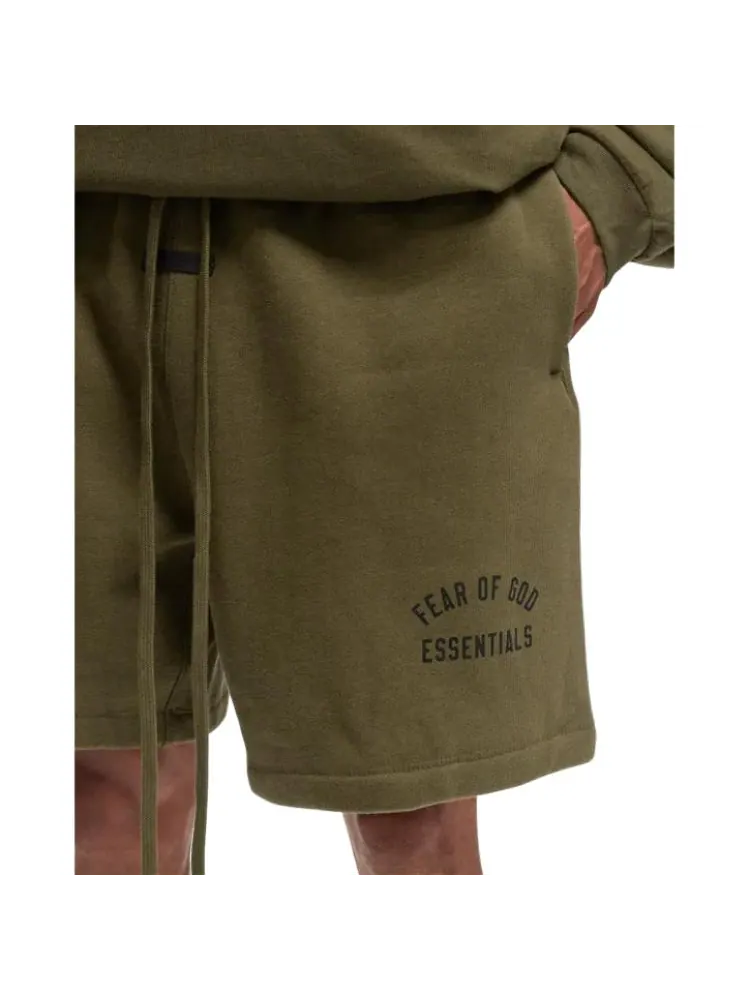 Спортивные шорты Fear of God Essentials Fleece Soccer Short 'Olive' — изображение 4 из 5, оливковый зеленый