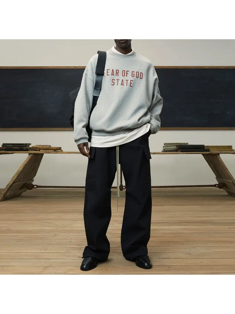 Флисовая толстовка с круглым вырезом Fear of God Essentials — изображение 3 из 5, серый