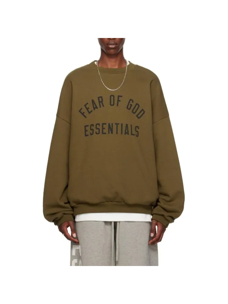 Топ Fear of God Essentials Fleece Crewneck 'Olive' — изображение 3 из 5, оливковый зеленый
