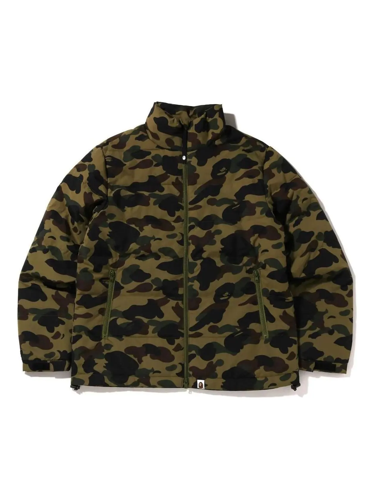 Пуховая куртка A Bathing Ape FW22 1ST в камуфляжной расцветке — изображение 1 из 2, зеленый