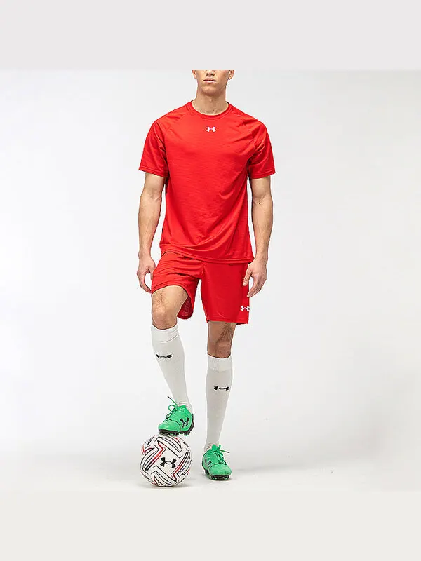 Шорты launch 7 shorts 'red' Under Armour — изображение 3 из 4, красный