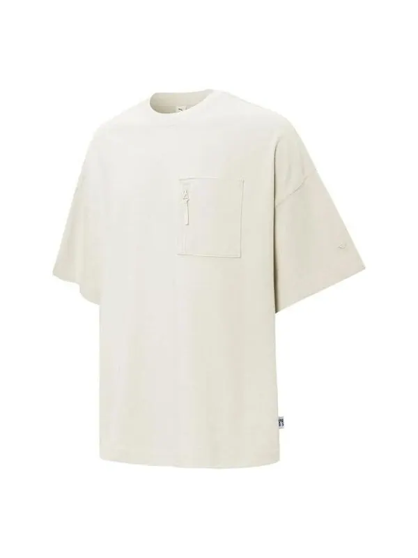 Футболка logo pocket t-shirt 'beige' Puma — изображение 1 из 2, бежевый