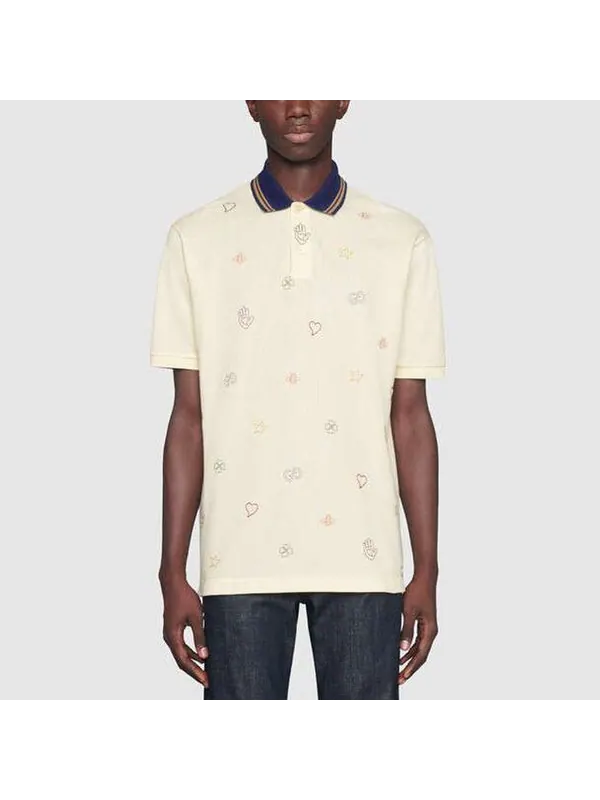 Футболка поло GUCCI Logo Embroidered Cotton Short-Sleeved Polo Shirt For Men, хлопок, короткий — изображение 2 из 4, белый