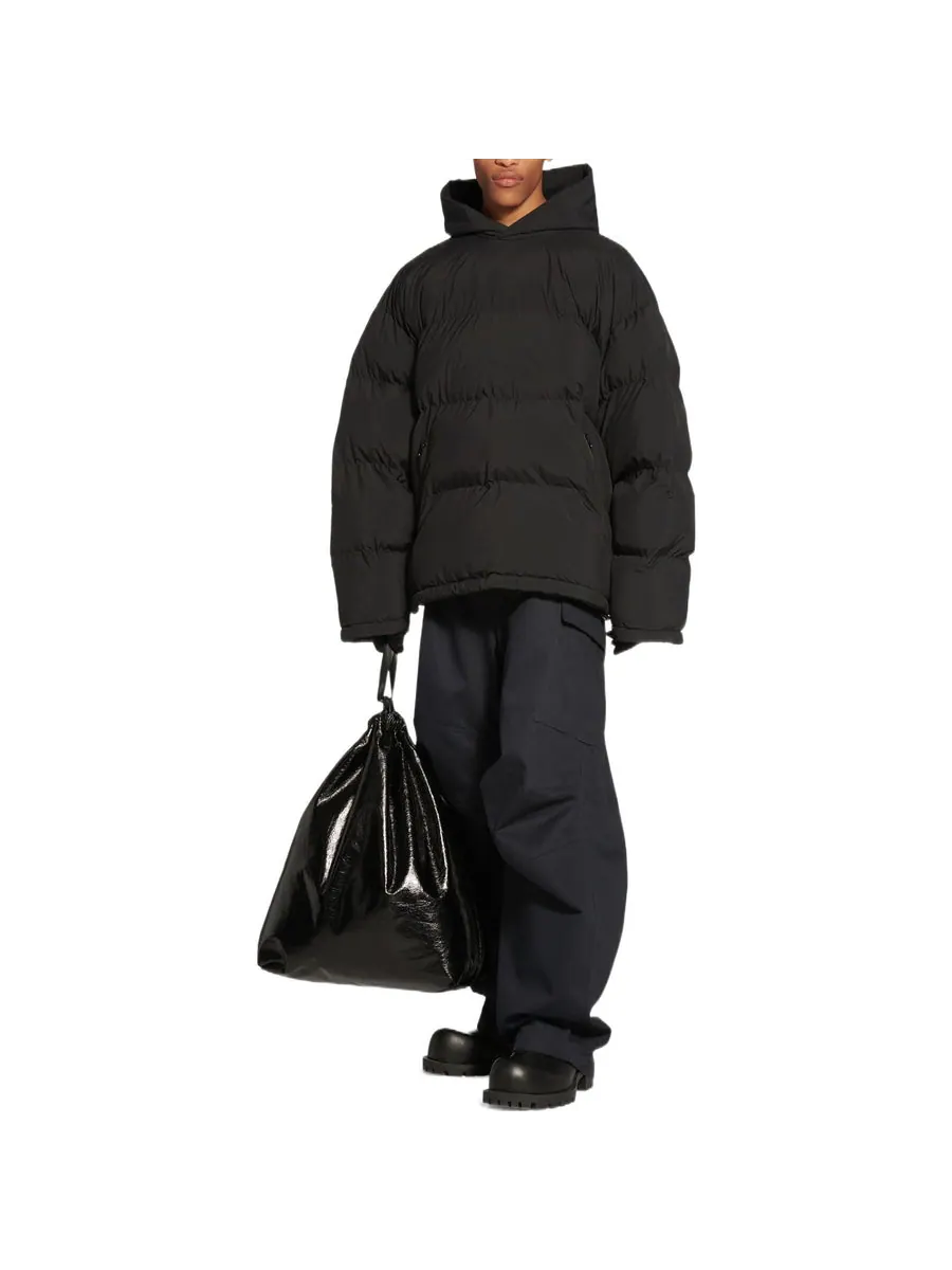 Куртка Balenciaga Sporty B Pull-Over Hooded Puffer Jacket 'Black' — изображение 2 из 4, черный