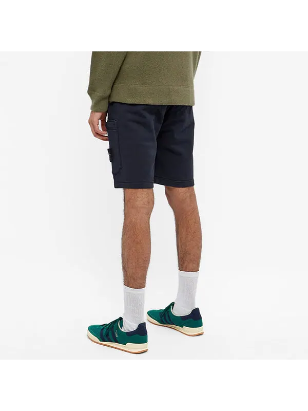 Шорты garment dyed sweat shorts 'navy' Stone Island — изображение 2 из 3, темно-синий