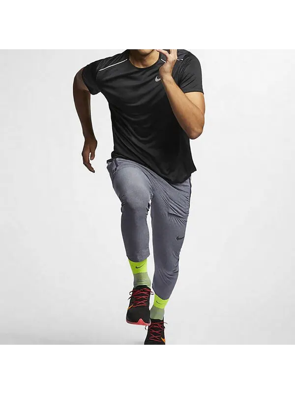 Футболка athleisure casual sports round neck short sleeve black Nike — изображение 3 из 4, черный