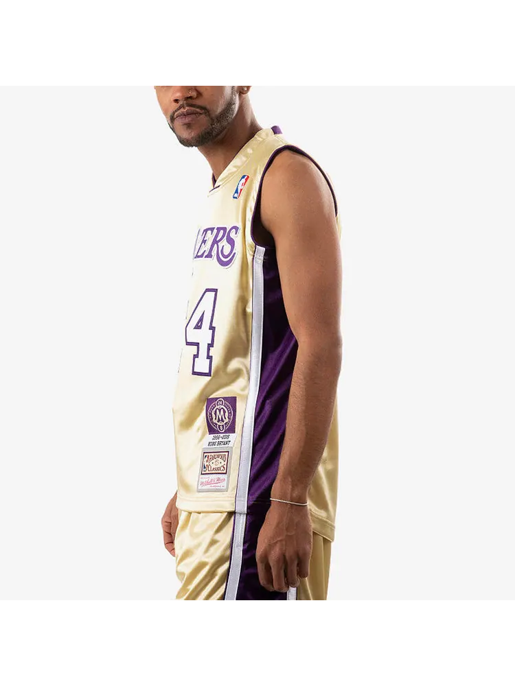 Баскетбольное джерси Mitchell & Ness NBA Authentic Jersey 'Los Angeles Lakers - Kobe Bryant 1996-97' — изображение 5 из 5