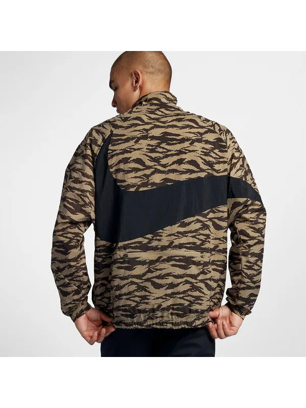 Куртка Nike AOP Swoosh Half Zip Woven Jacket 'Brown' — изображение 4 из 4, коричневый
