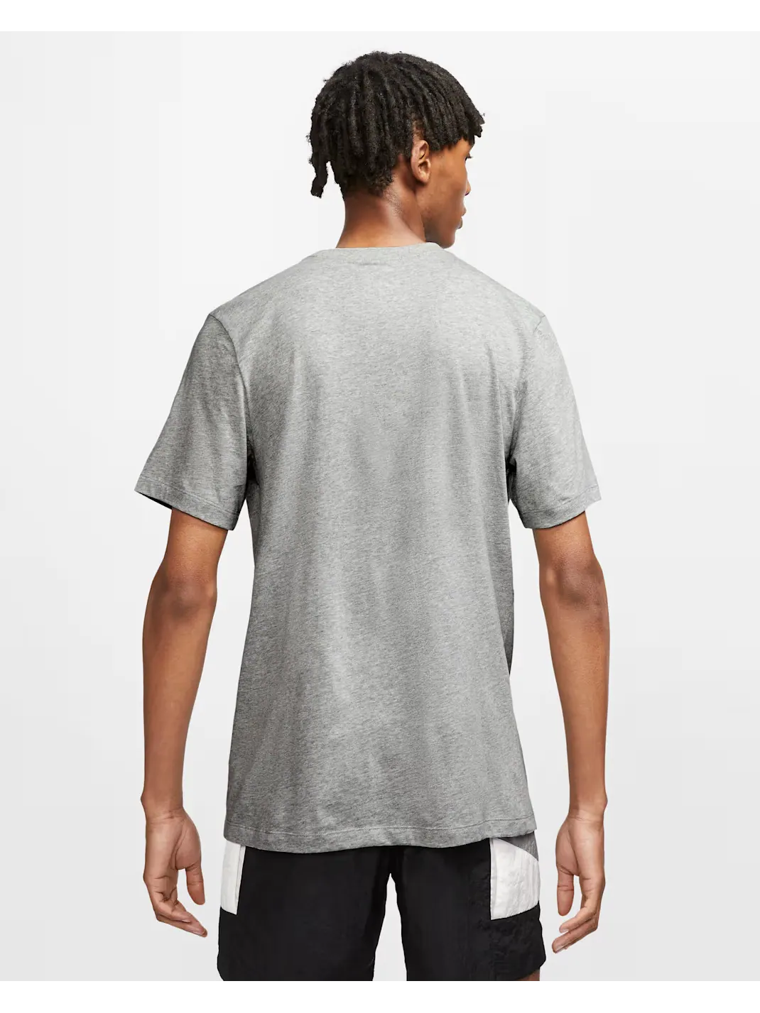 Футболка Nike Sportswear Club — изображение 2 из 10, серый