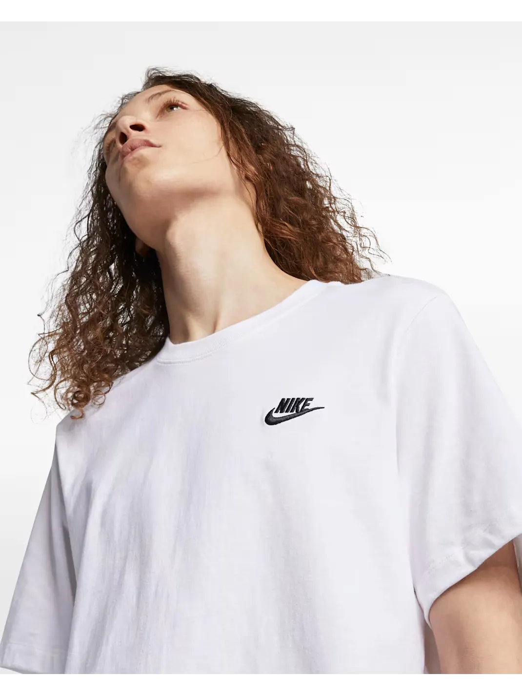 Футболка Nike Sportswear Club — изображение 3 из 7, белый