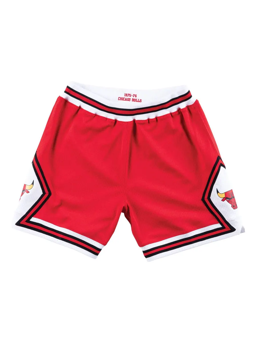 Спортивные шорты Mitchell & Ness NBA Authentic Shorts Chicago Bulls Road 1975-76 'Red White' — изображение 1 из 2, красный