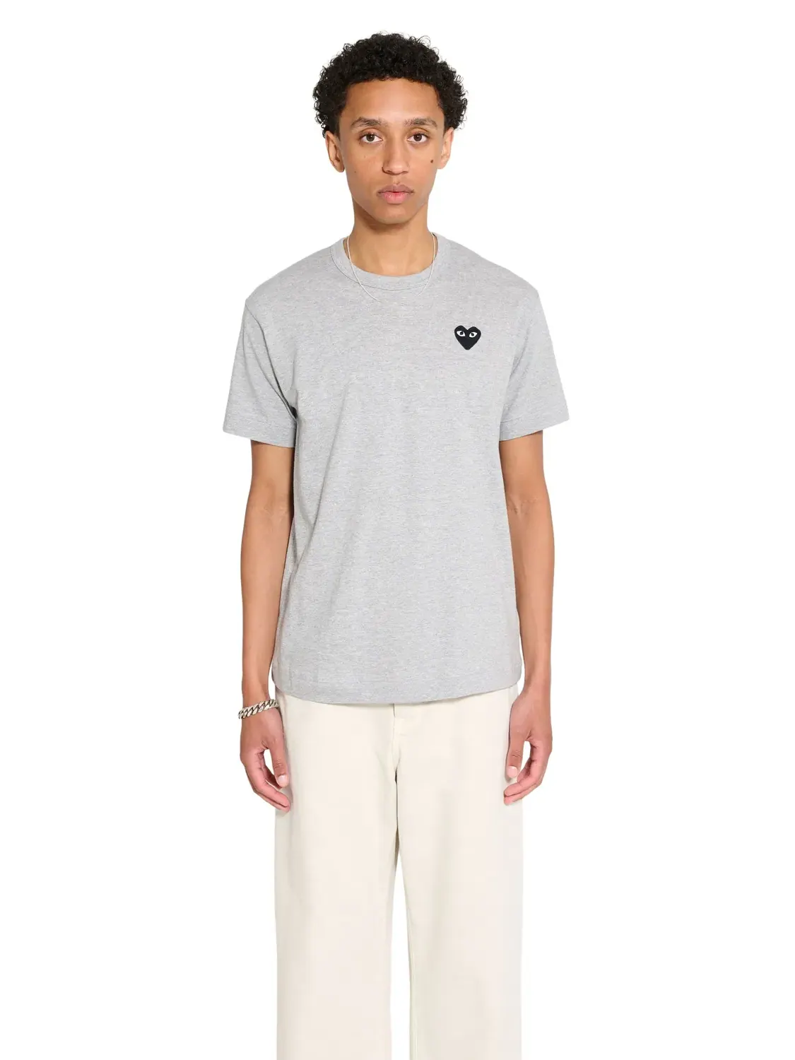 Футболка с сердечком COMME des GARCONS PLAY SS25 — изображение 2 из 5, серый