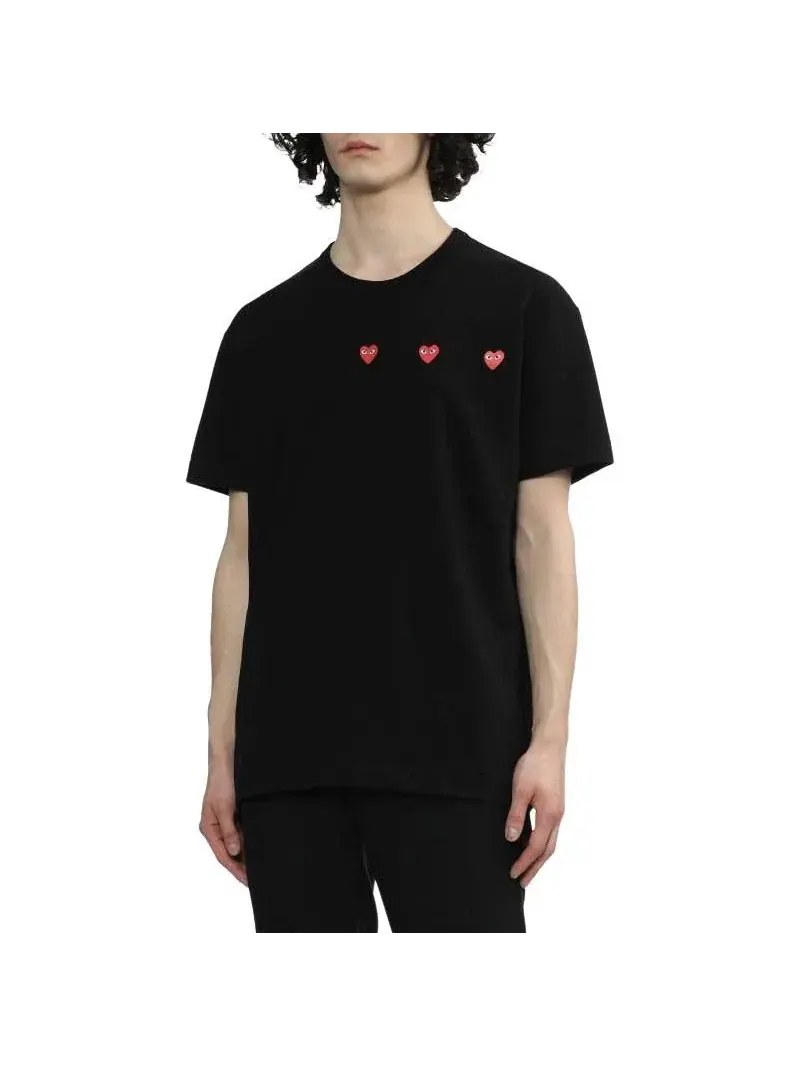 Футболка COMME des GARCONS PLAY SS25 с красными сердечками — изображение 4 из 4, черный