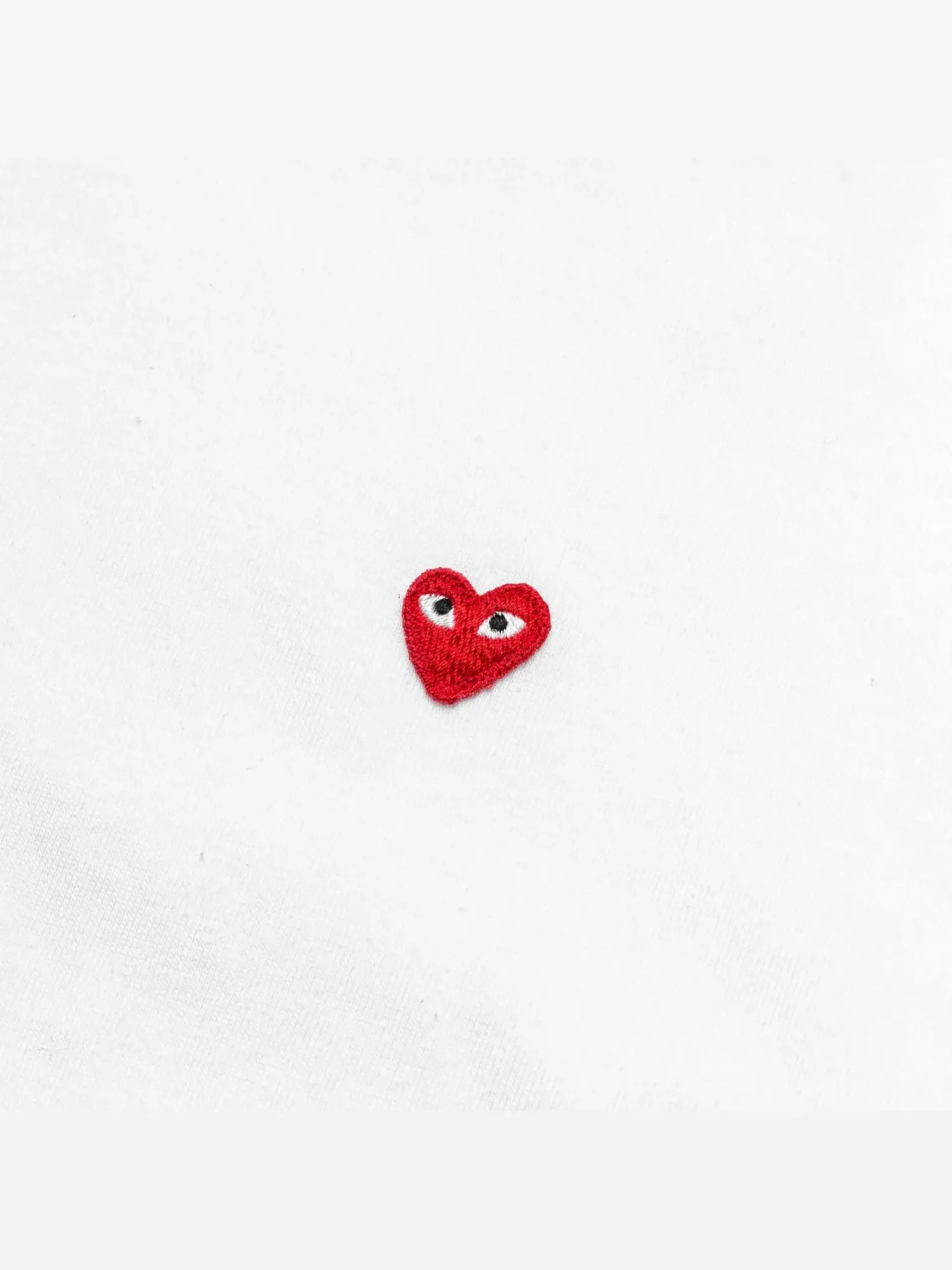 Футболка COMME des GARCONS PLAY SS25 с логотипом — изображение 3 из 3, белый