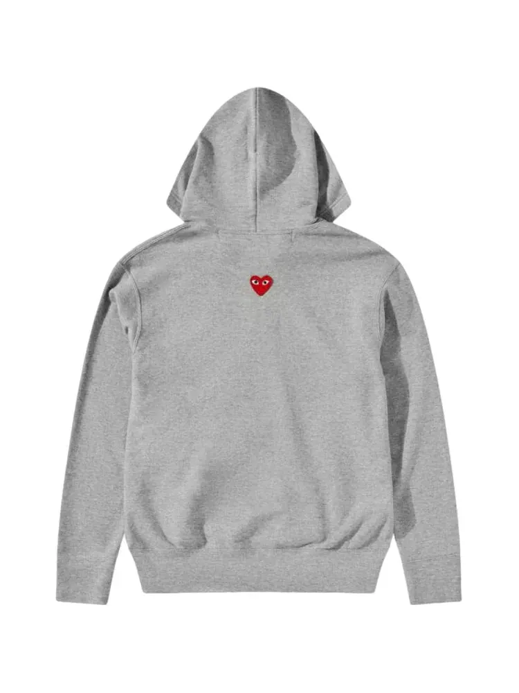 Толстовка на молнии с капюшоном и эмблемой в виде сердца, серая, COMME des GARCONS PLAY SS25 — изображение 2 из 3, серый