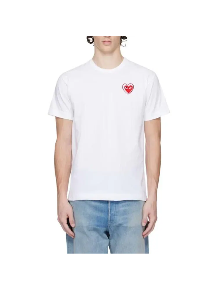 Футболка COMME des GARCONS PLAY SS25 Metalstone Heart 'White Red' AX-T802-051-2 — изображение 3 из 5, белый