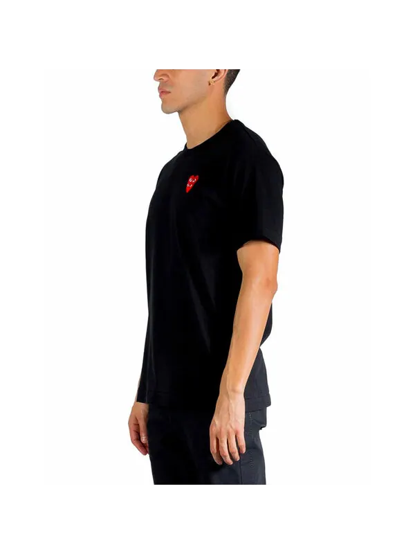 Футболка basic t-shirt red family heart 'black' Comme Des Garcons Play — изображение 4 из 4, черный