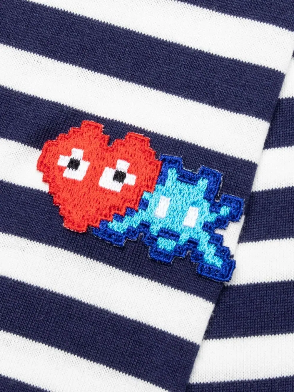 Футболка COMME des GARCONS PLAY SS25 с двойными полосками в форме сердца — изображение 3 из 3, синий