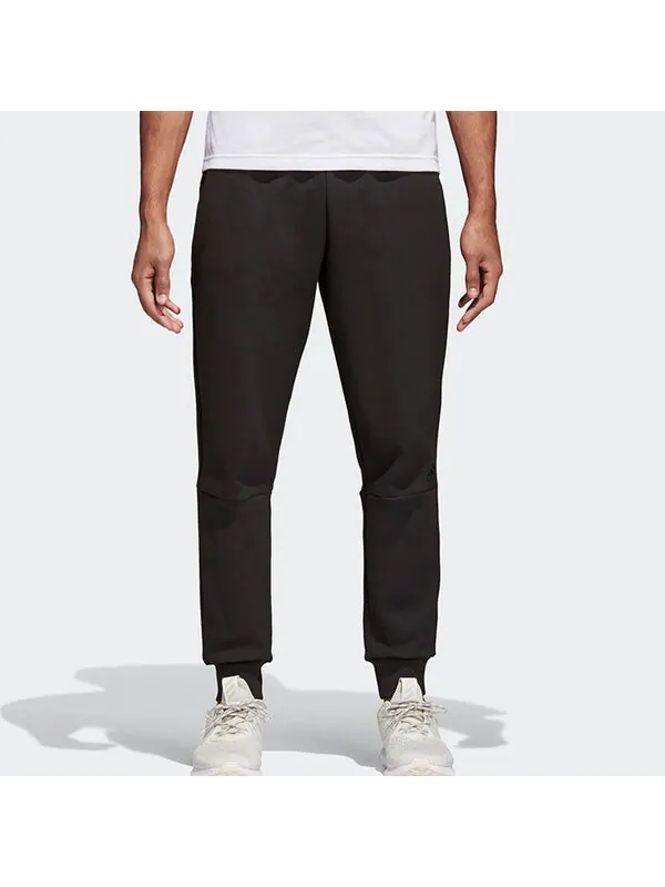 Спортивные штаны adidas Apparel Pants Men adidas ZNE Striker Pant — изображение 3 из 4, черный