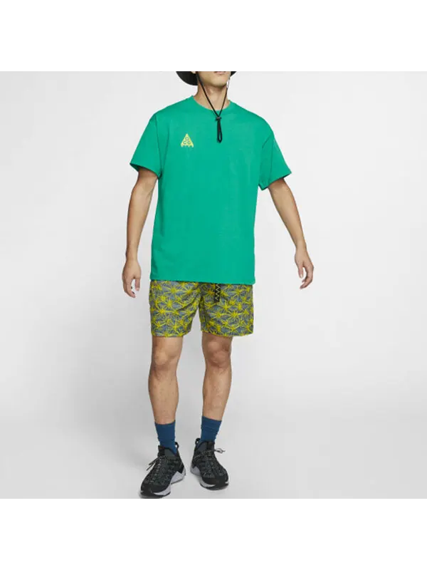 Футболка acg small logo casual short sleeve green Nike — изображение 3 из 4, зеленый/желтый