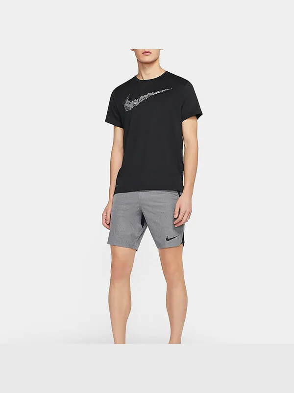 Футболка dri fit с принтом тренировочные Топ с коротким рукавом Nike — изображение 4 из 4, черный