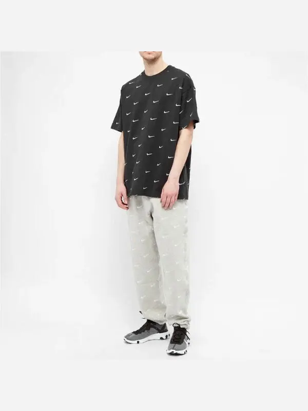 Футболка Nike Lab Swoosh T-Shirt Black — изображение 3 из 4, черный