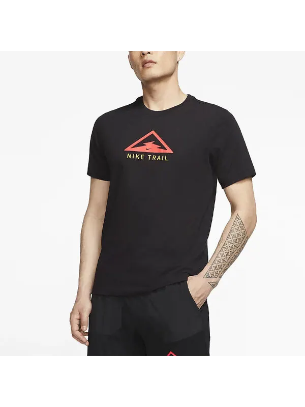 Футболка dri-fit trail logo printed sports tee men black Nike — изображение 4 из 4, черный