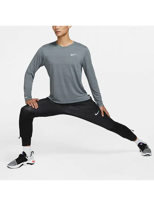 Футболка dri fit miler sports running gym long sleeves smoke grey grey Nike — изображение 3 из 3, серый