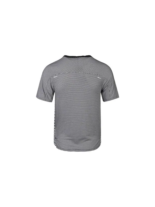 Футболка techknit future fast running с круглым вырезом и коротким рукавом Nike — изображение 2 из 4, черный / белый