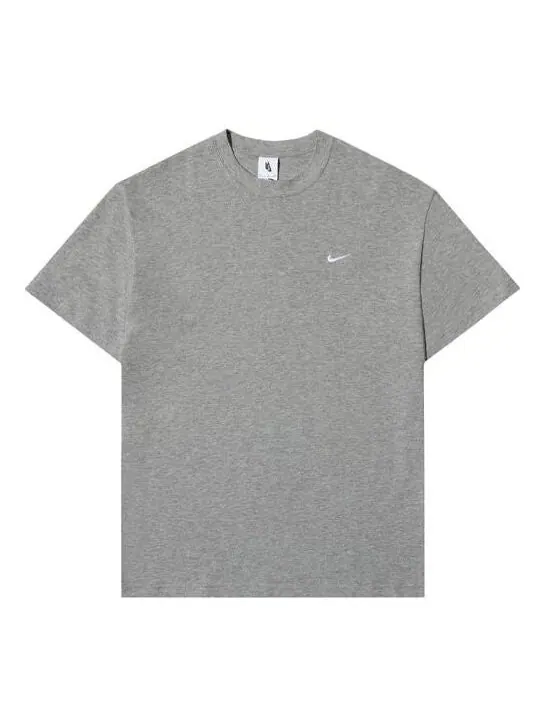 Футболка Nike Solo Swoosh Small Label Logo Solid Color Sports Round Neck Short Sleeve Gray — изображение 1 из 4, серый
