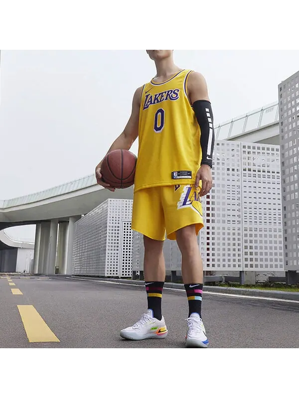 Майка Nike x NBA LA Lakers Jerseys 'Russell Westbrook 0' — изображение 3 из 4, желтый