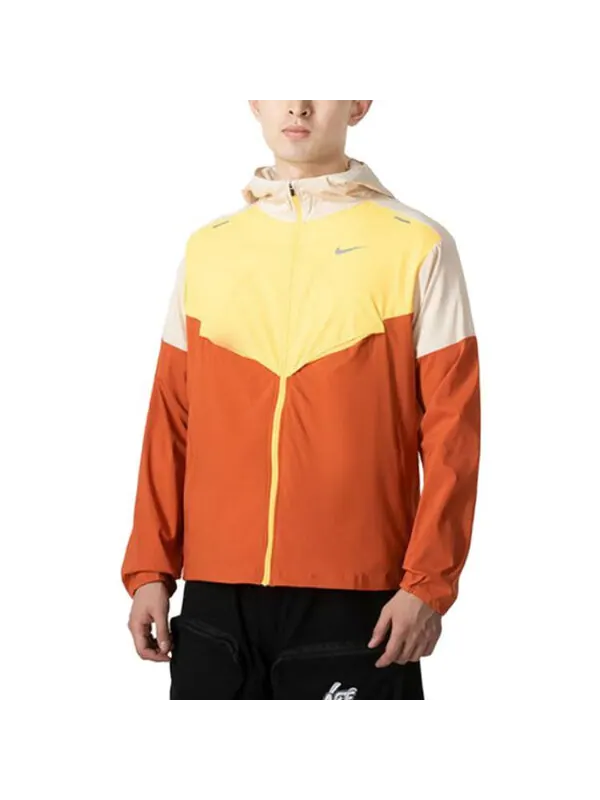 Куртка Nike UV Windbreaker Jacket 'Yellow Orange' — изображение 2 из 4, желтый/мульти