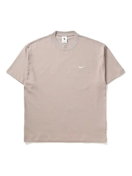 Футболка men's lab solo swoosh basic sports short sleeve light pink t-shirt Nike — изображение 1 из 4, розовый
