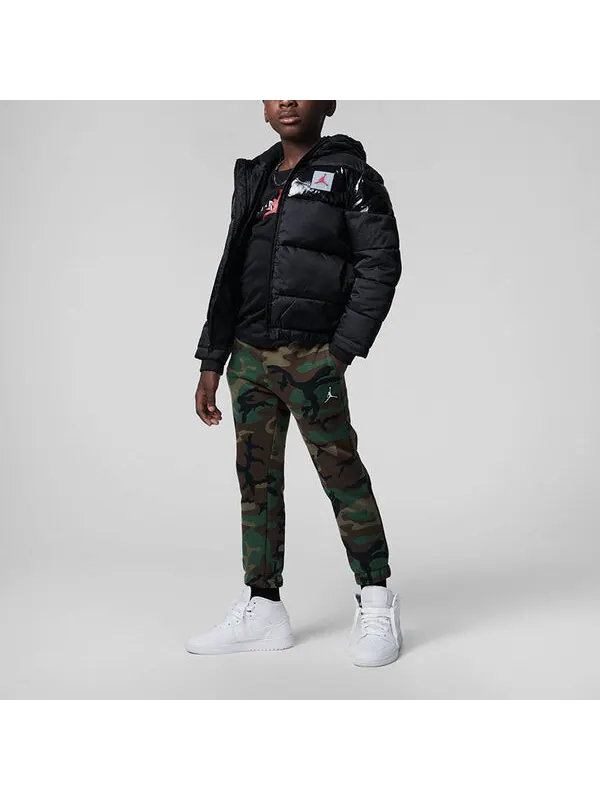 Куртка пуховик в смелую полоску Air Jordan — изображение 3 из 4, черный