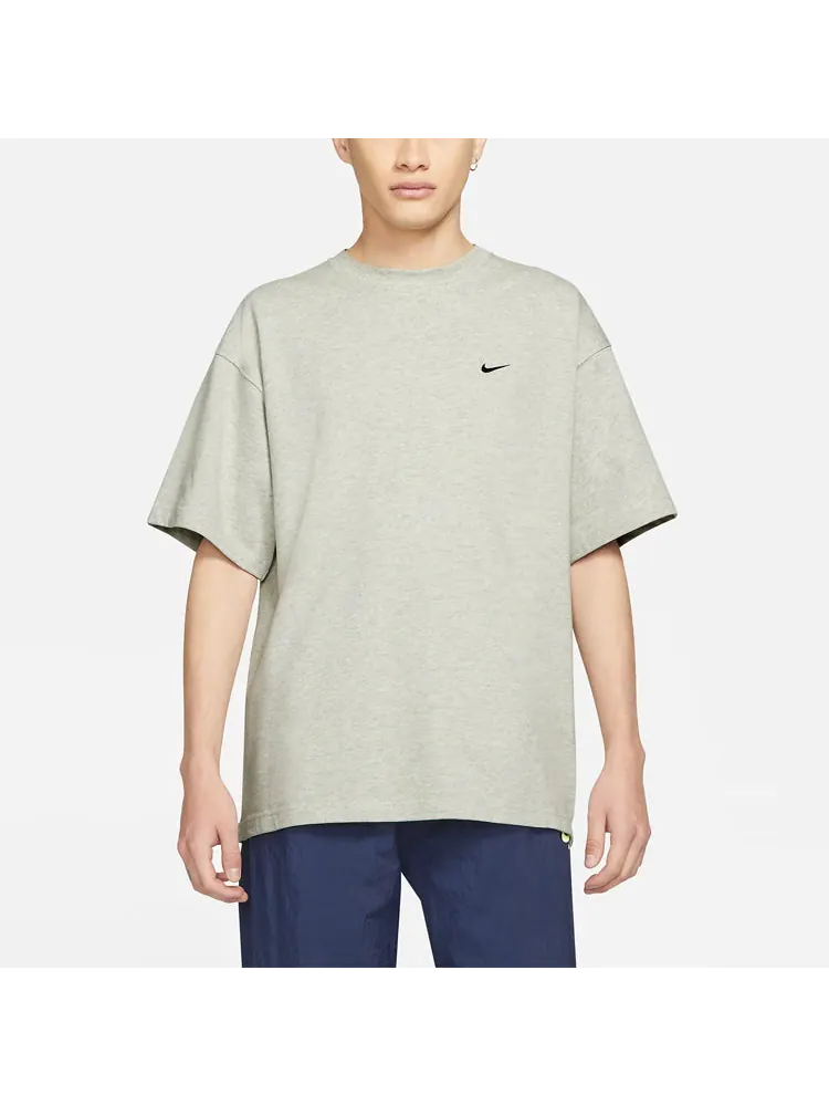 Футболка Nike x Kim Jones Crossover Air Logo Alphabet Round Neck Short Sleeve Gray T-Shirt — изображение 3 из 4, серый