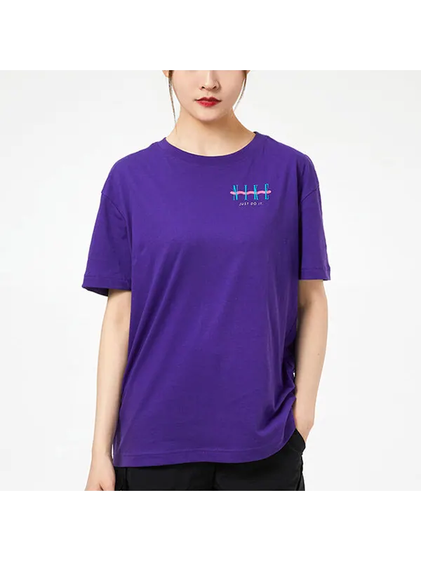 Футболка nsw tee boy винтажные спортивные тренажерные залы дышащие короткие рукава Nike — изображение 2 из 4, фиолетовый