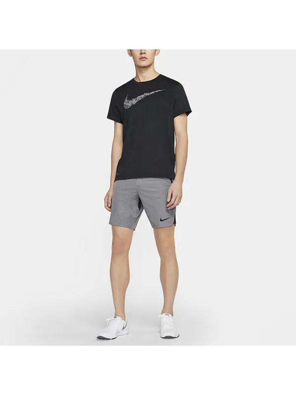 Футболка stripe logo printing training sports short sleeve black Nike — изображение 3 из 4, черный