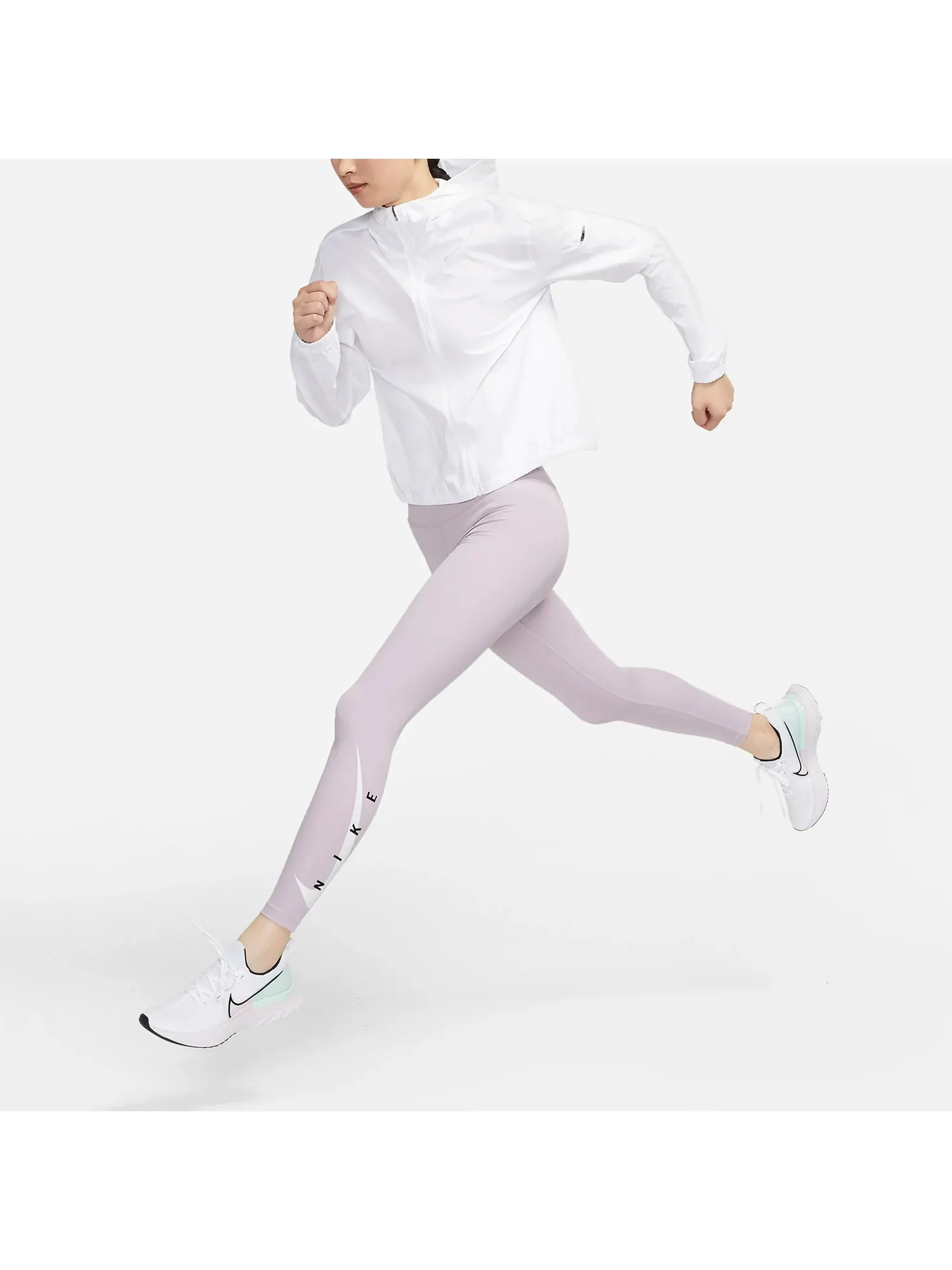 Куртка спортивная Nike Impossibility Light — изображение 3 из 3, белый