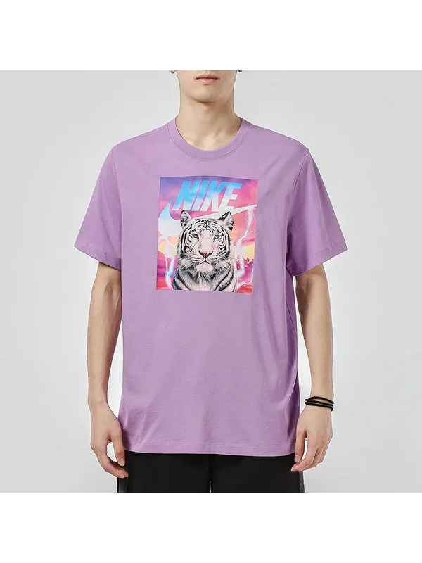 Футболка Men's Nike TIGER Pattern Logo Athleisure Casual Sports Short Sleeve Purple T-Shirt — изображение 3 из 4, мульти